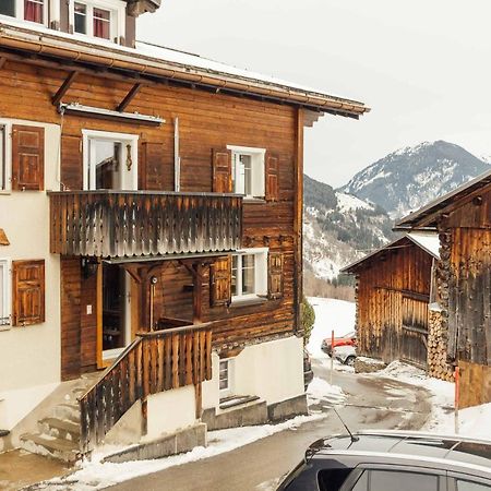 Casa Nacla Sedrun/Surrein Apartment ภายนอก รูปภาพ