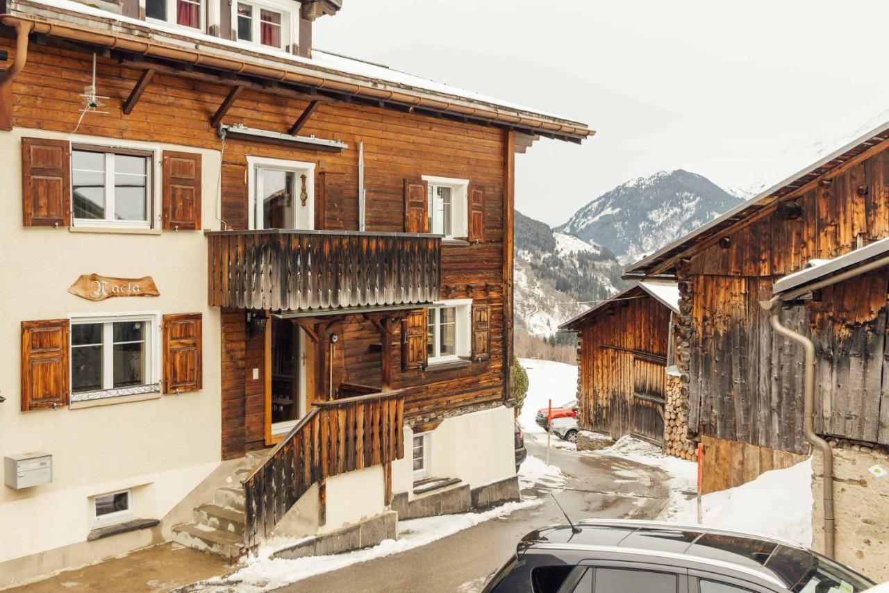 Casa Nacla Sedrun/Surrein Apartment ภายนอก รูปภาพ